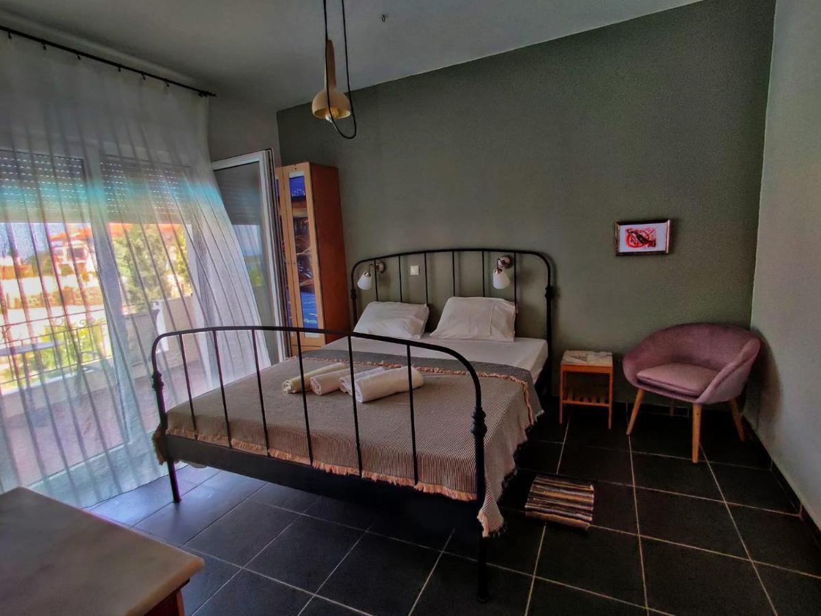 Lofos Vourvourou Lägenhet Exteriör bild